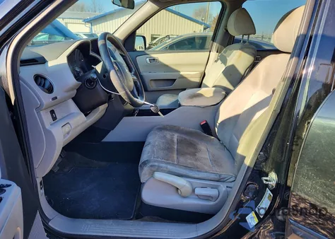 2013 Honda Pilot Lx z USA, uszkodzony, nr VIN 5FNYF3H24DB044213